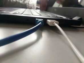 今天电脑网线插进去突然间连接不上了,以前都挺好的,我也换了其他网线都不行,我电脑网线插口应该没什么